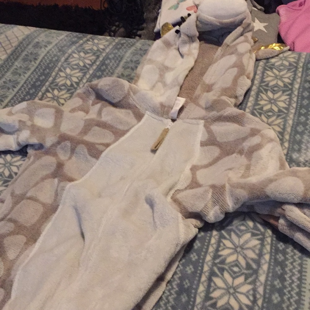 Giraffe onsies  with tail